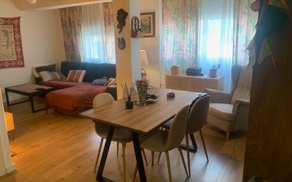 Living room of Flat for sale in  Granada Capital  with Air Conditioner