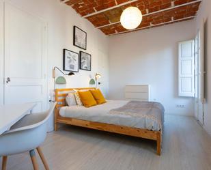 Bedroom of Apartment to rent in  Barcelona Capital