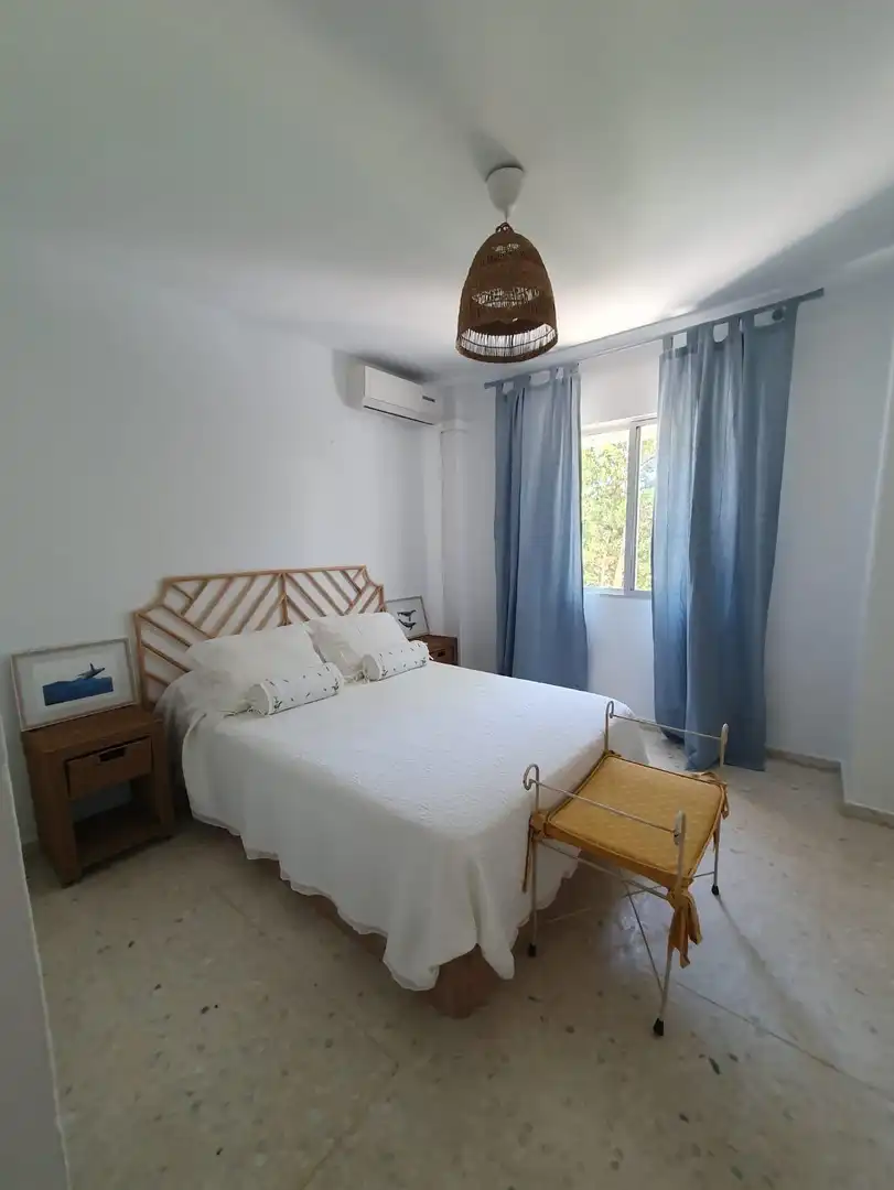 Habitación de Casa adosada de alquiler en El Puerto de Santa María con Jardín privado y Amueblado