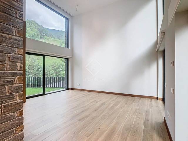 Casa-chalet en Venta en Pal - Xixerella