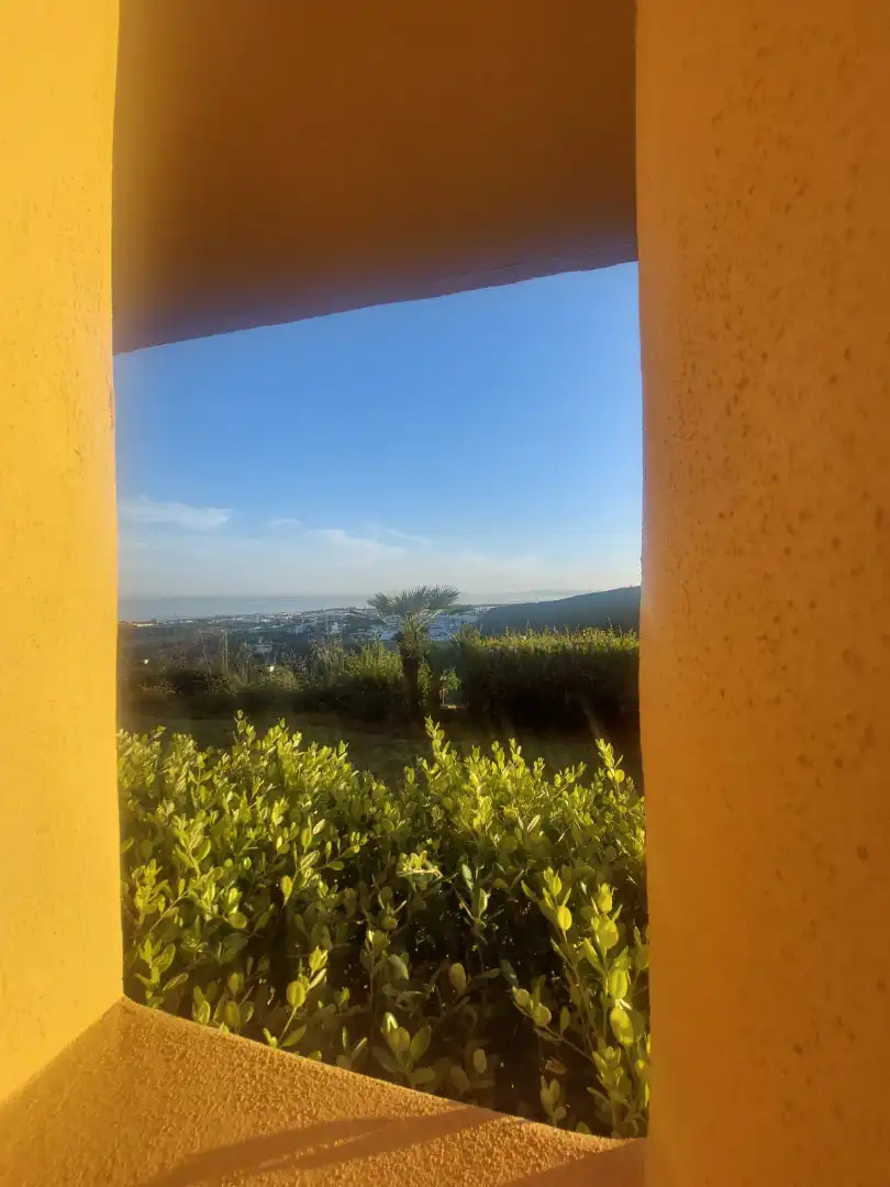 Jardí de Pis en venda en Benahavís amb Aire condicionat, Terrassa i Traster