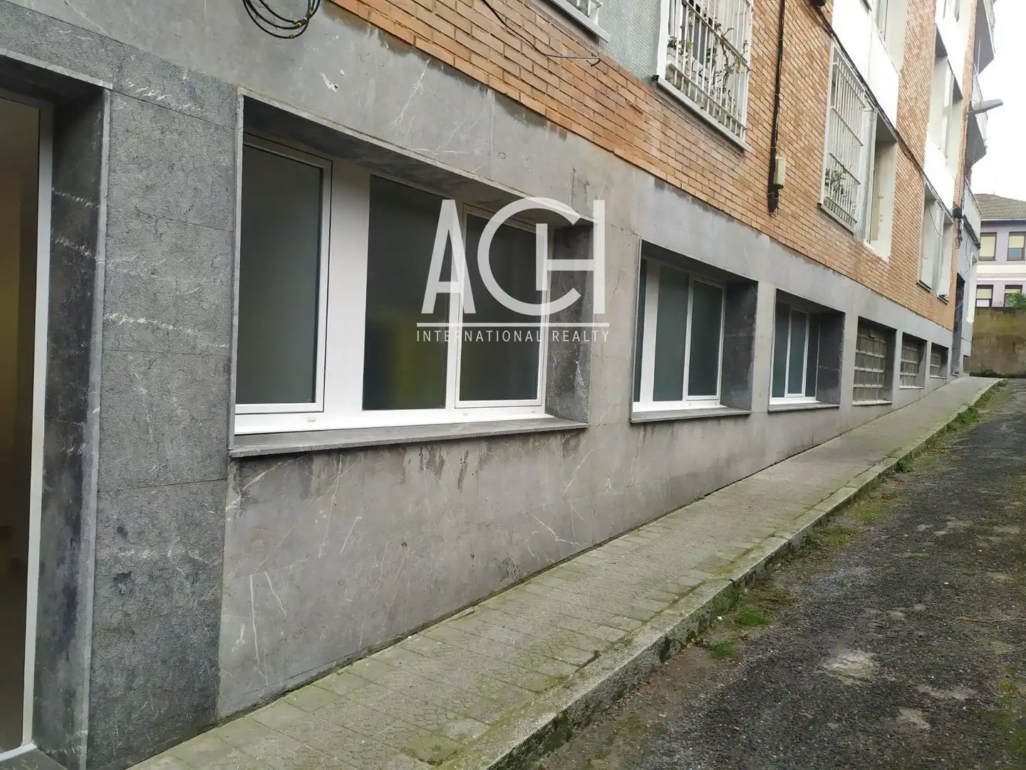 Storage room for rent in Usategui