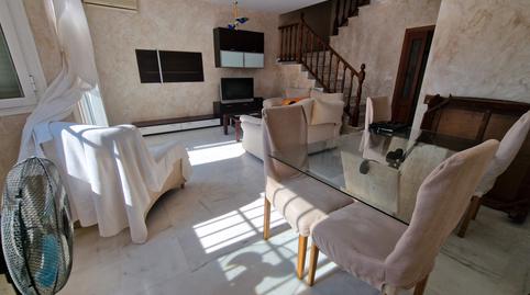 Foto 4 de Casa adosada en venta en Colegio Europa, Sevilla