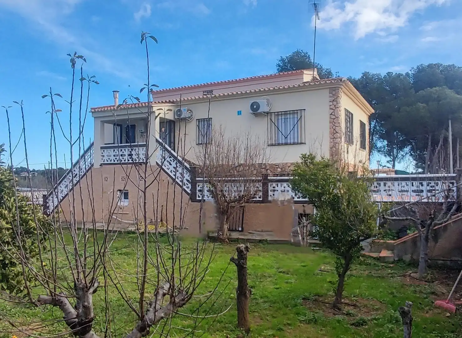 Casa rustica con piscina in vendita a Montserrat, imagen 47