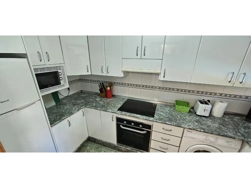 Flat for rent in Calle Playa La, 34, Playamar - Benyamina