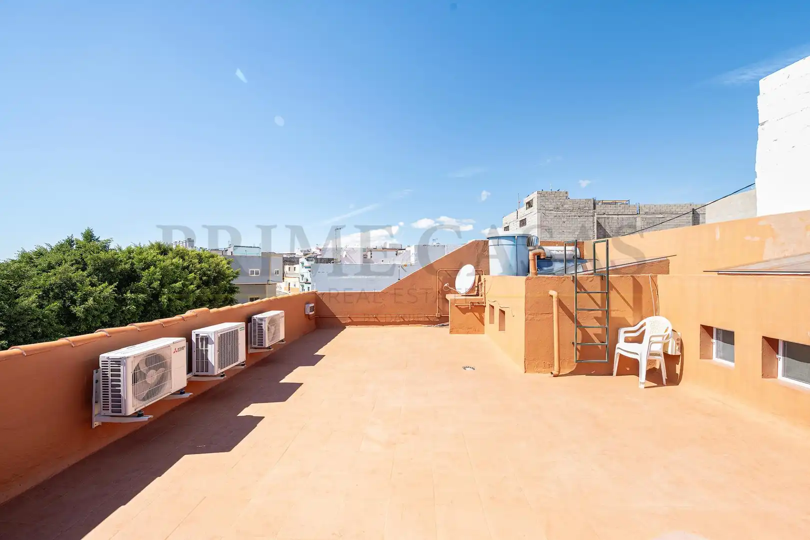Terrassa de Casa adosada en venda en Santa Lucía de Tirajana amb Aire condicionat, Terrassa i Moblat