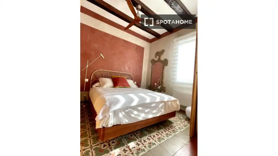 Room in La Barceloneta