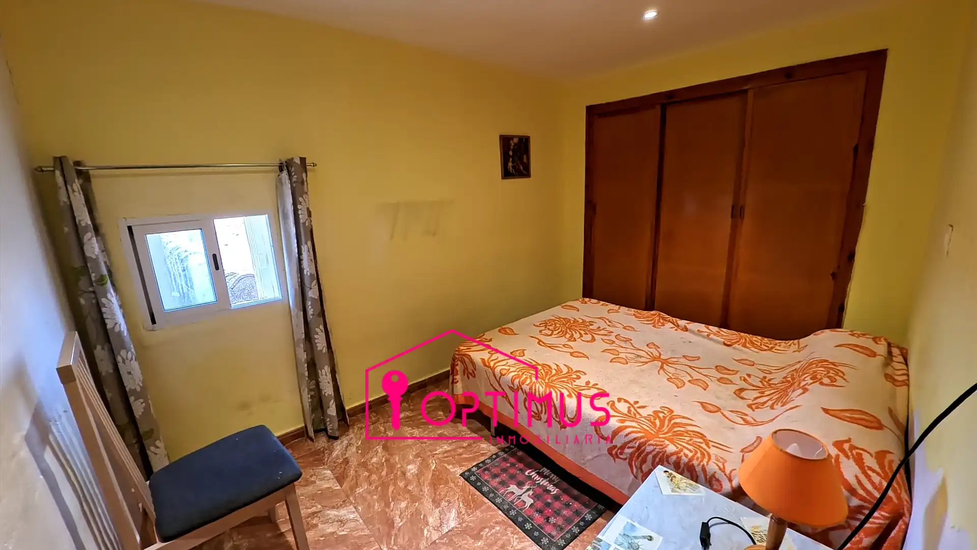 Dormitori de Casa adosada en venda en Jarafuel amb Aire condicionat, Terrassa i Traster