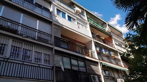 Foto 2 de Piso en venta en Calle de Villajoyosa, Los Rosales, Madrid Capital