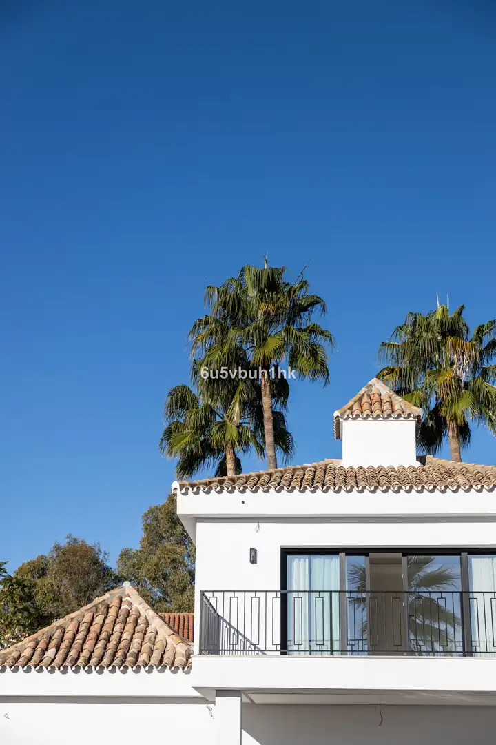 Villa con piscina in vendita a Calle Sirio, imagen 2