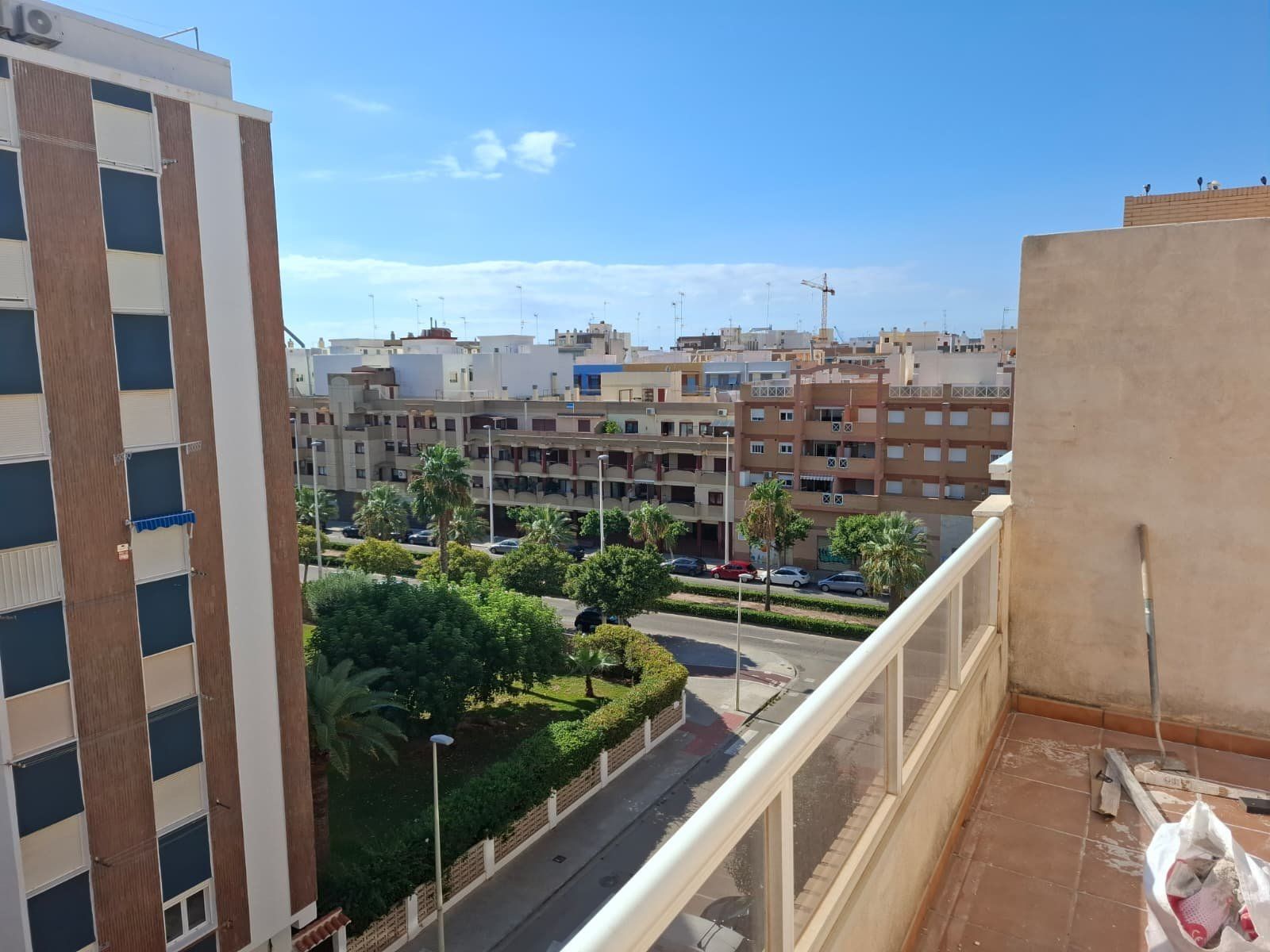 Exterior view of Attic to rent in Sagunto / Sagunt  with Air Conditioner, Terrace and Alarm