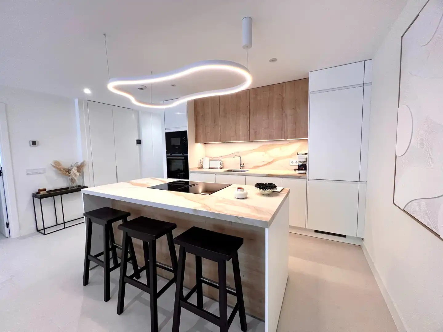 Cocina de Apartamento en venta en Marbella con Aire acondicionado, Terraza y Horno