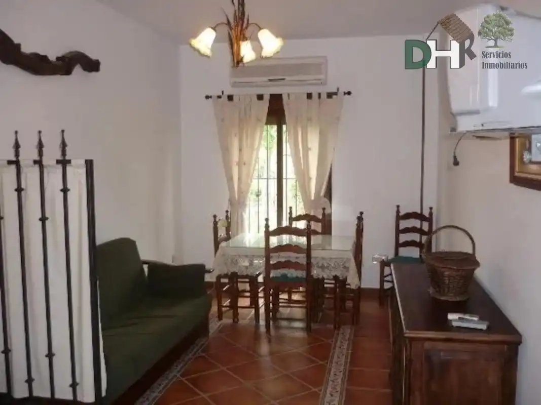 Dining room of Houses for sale in Cáceres  with Air Conditioner, Heating and Storage room