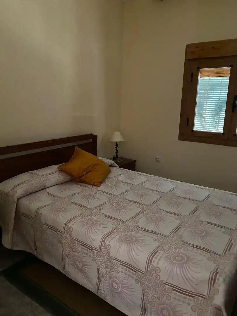 Dormitori de Casa o xalet en venda en Valencia de Alcántara amb Aire condicionat i Balcó