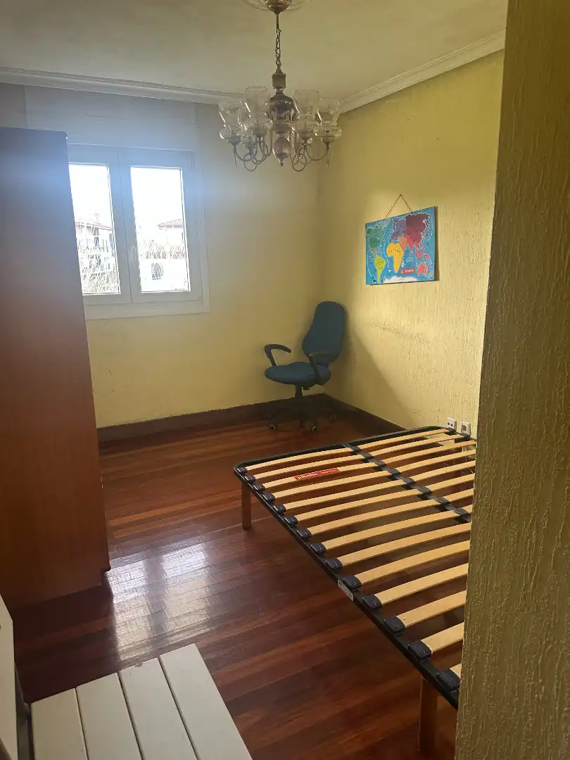 Habitación de Piso en venta en Zumaia con Terraza, Horno y Lavadora