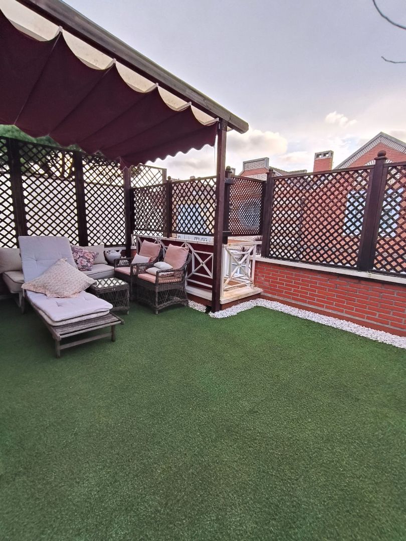 Single-family semi-detached for sale in Las Arenas