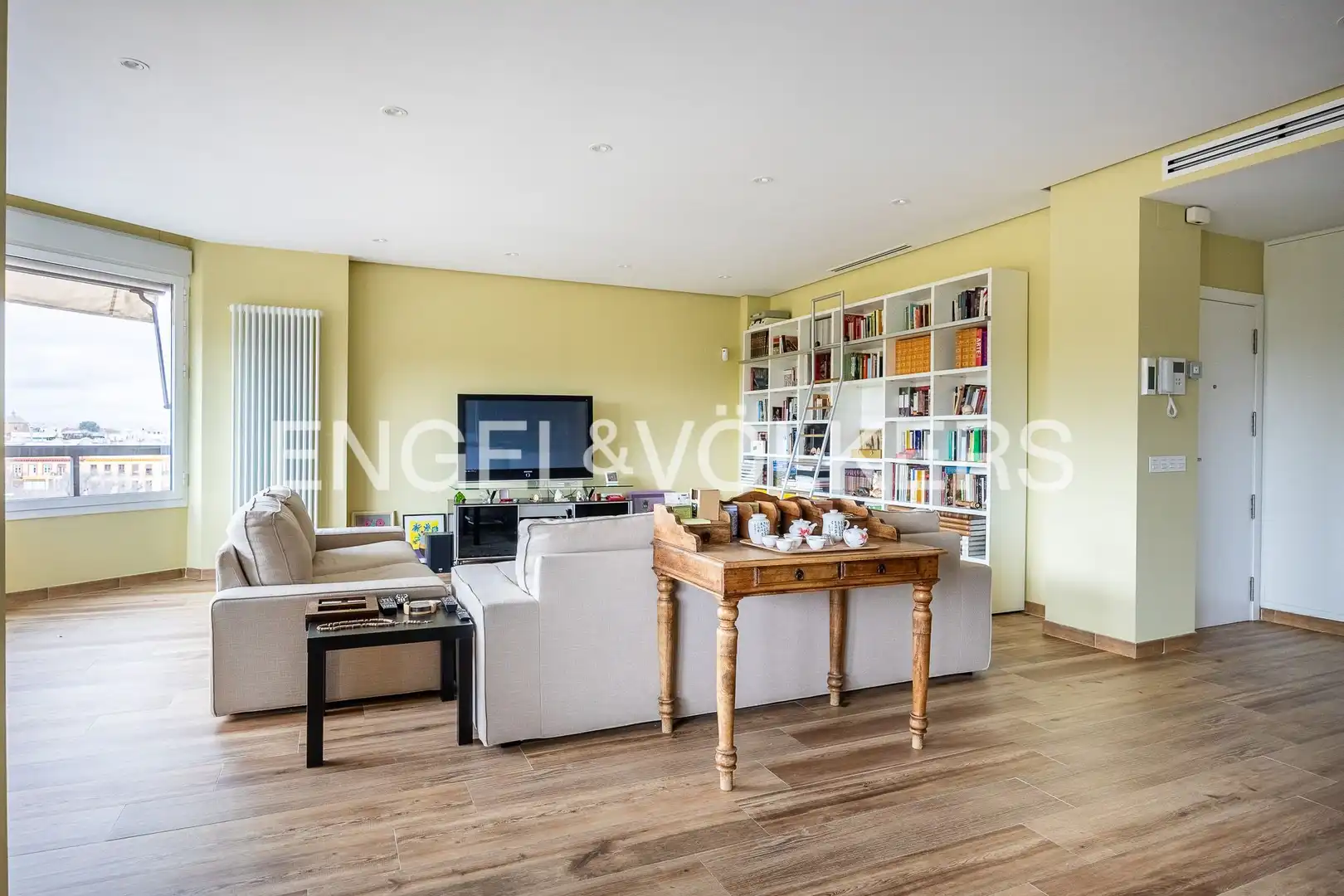 Sala de estar de Piso en venta en Sevilla con Aire acondicionado y Calefacción