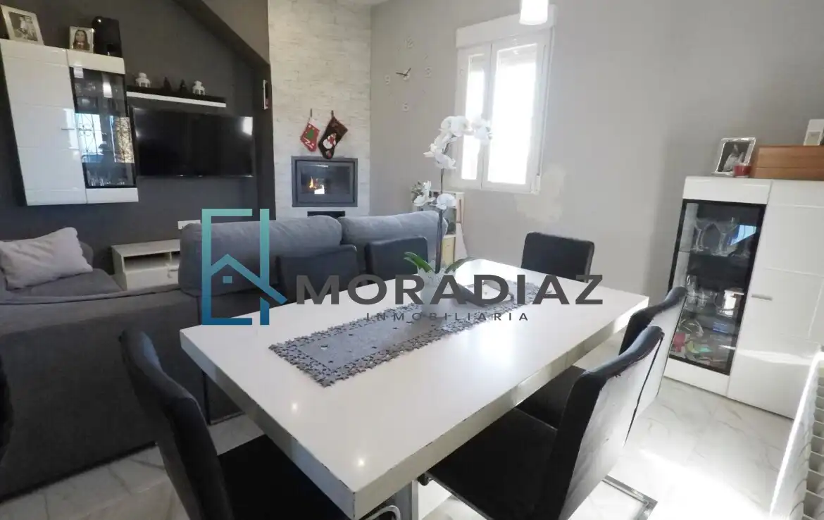 Sala d'estar de Casa o xalet en venda en Don Benito amb Aire condicionat, Calefacció i Jardí privat