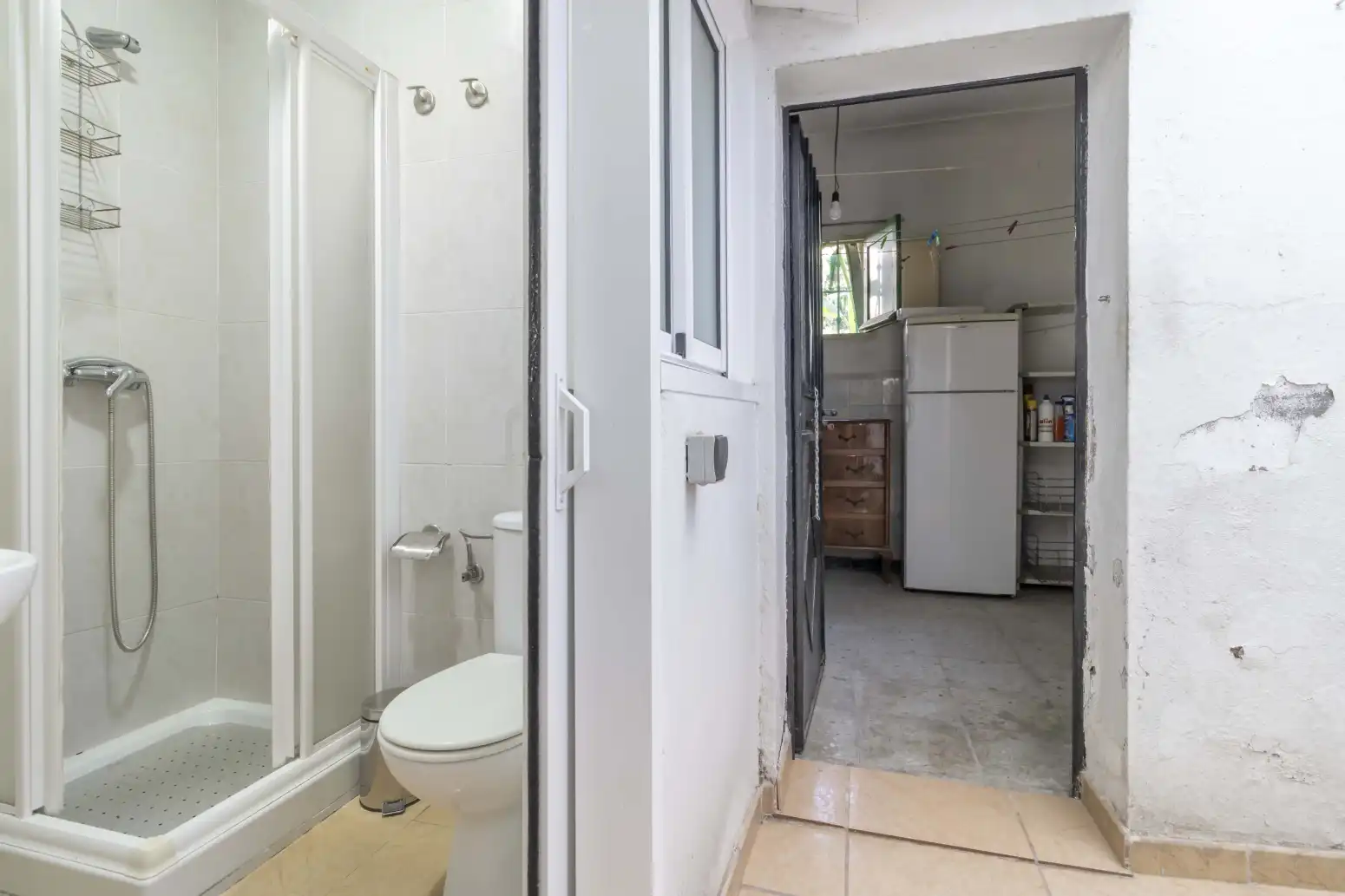 Baño de Casa adosada en venta en Sevilla con Aire acondicionado