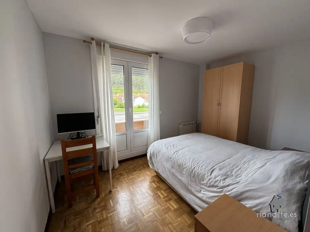 Schlafzimmer von Wohnung zum Verkauf in Ribadesella mit Heizung und Balkon
