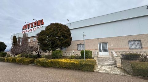 Foto 3 von Fabrikhallen zum Verkauf in La Sequera de Haza , Burgos
