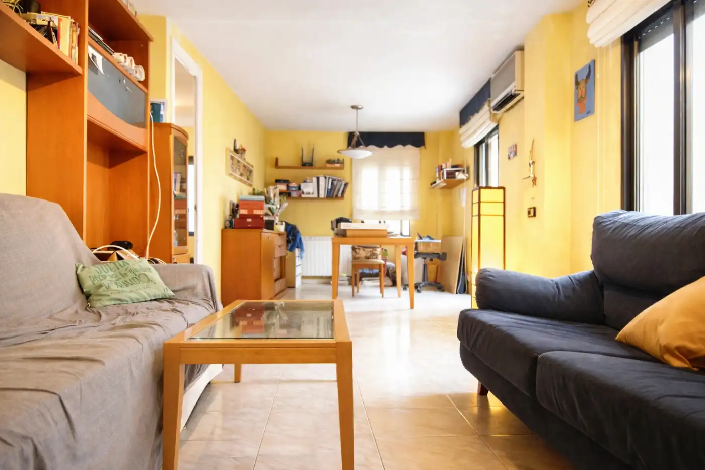 Exterior view of Detached homes for sale in Móra d'Ebre  with Air Conditioner, Heating and Terrace