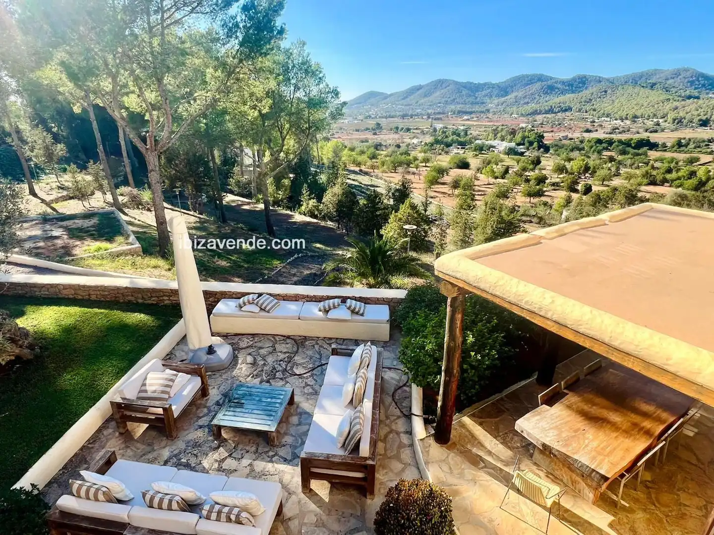 Villa con piscina in vendita a Avinguda Isidor Macabich, imagen 2