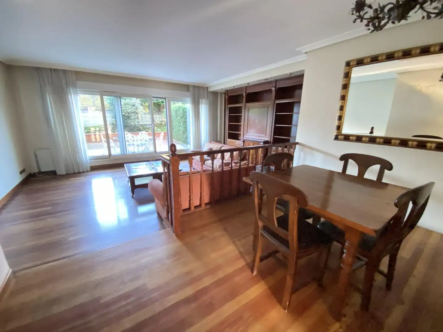 Comedor de Casa adosada en venta en Loiu con Calefacción, Jardín privado y Terraza