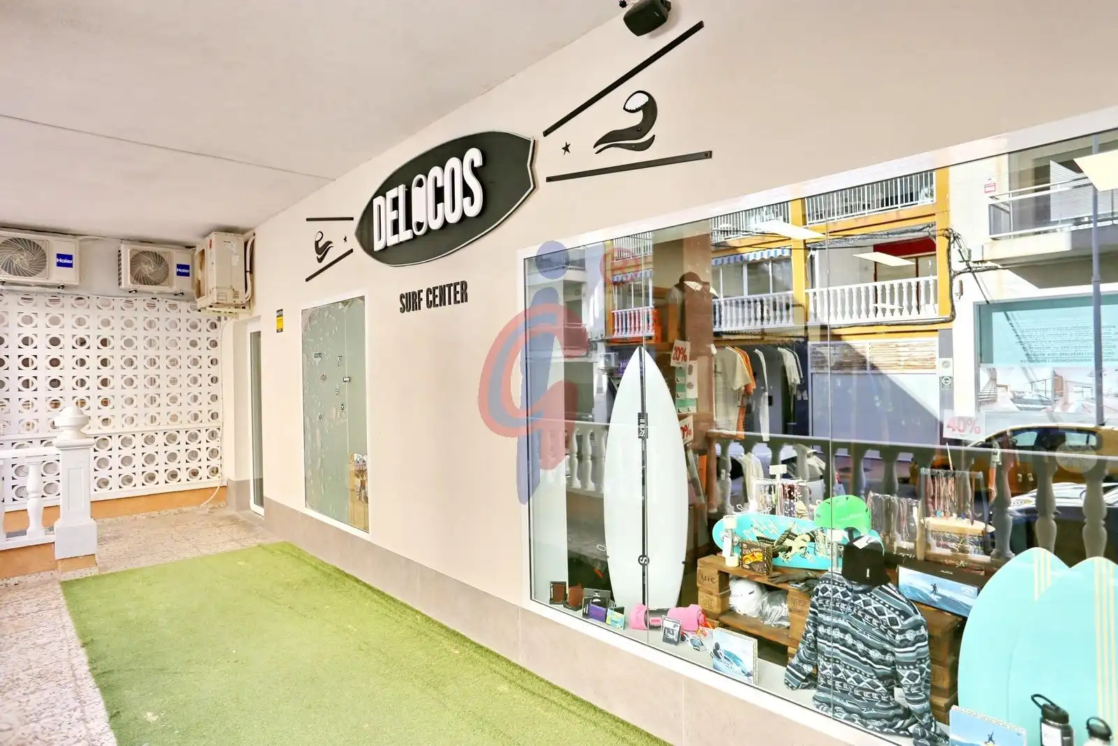 Commercial properties for sale in Guardamar del Segura  with Furnished