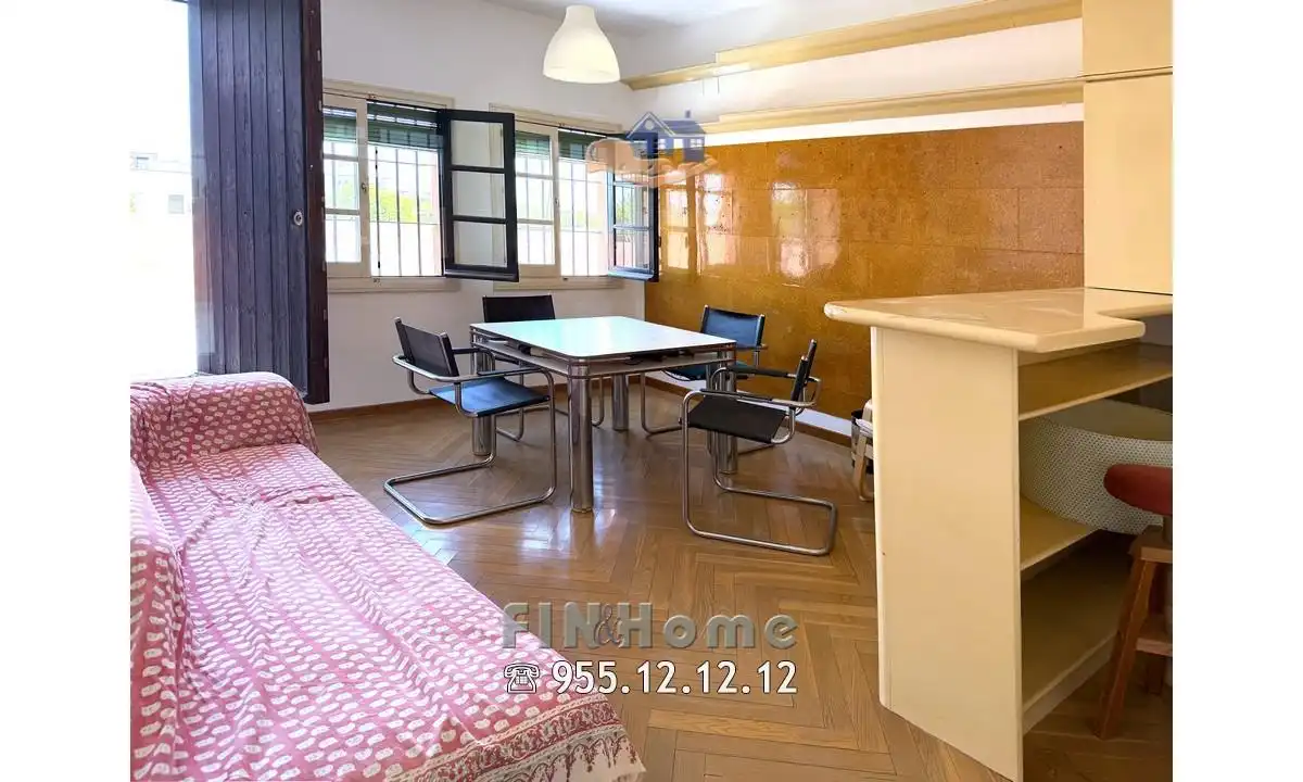 Comedor de Ático de alquiler en Sevilla con Aire acondicionado, Calefacción y Jardín privado