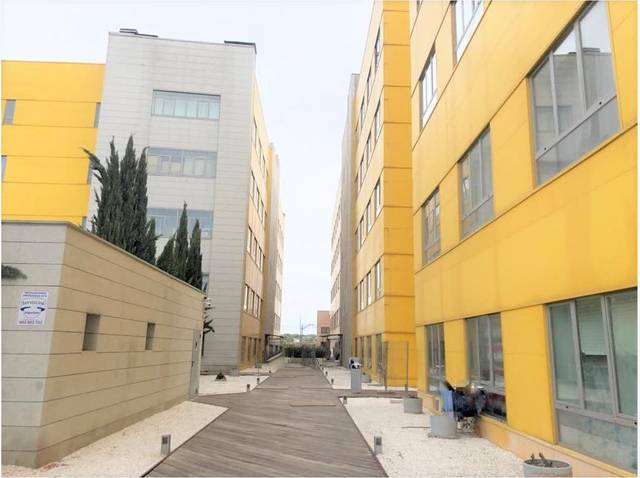 Oficina en Venta en Estación - Los Manantiales