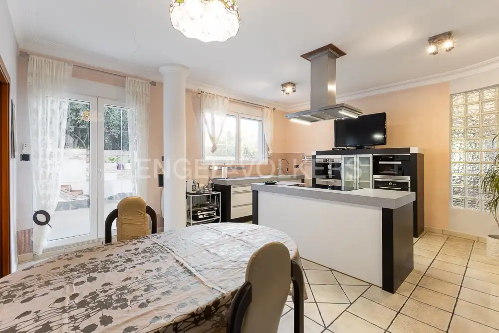 Cocina de Casa o chalet en venta en Carcaixent con Calefacción, Jardín privado y Terraza