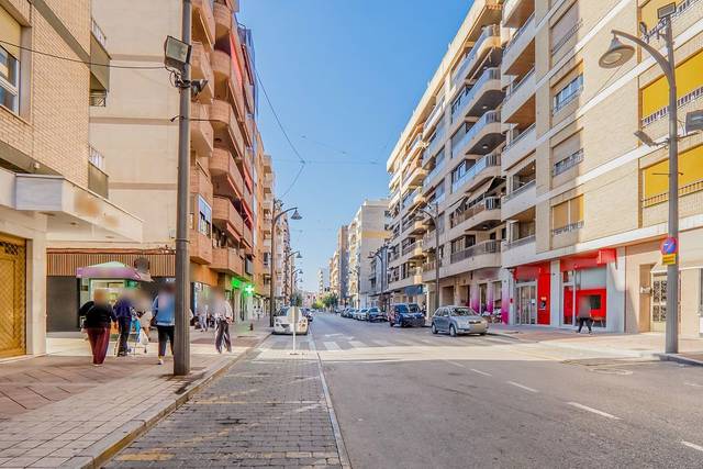 Local comercial en Venta en  Gran Vía, 20 en Caravaca de la Cruz