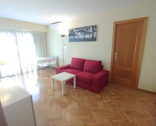 Living room of Flat to rent in Tres Cantos  with Swimming Pool