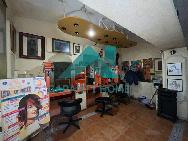 Local comercial en Alquiler en Casco Antiguo