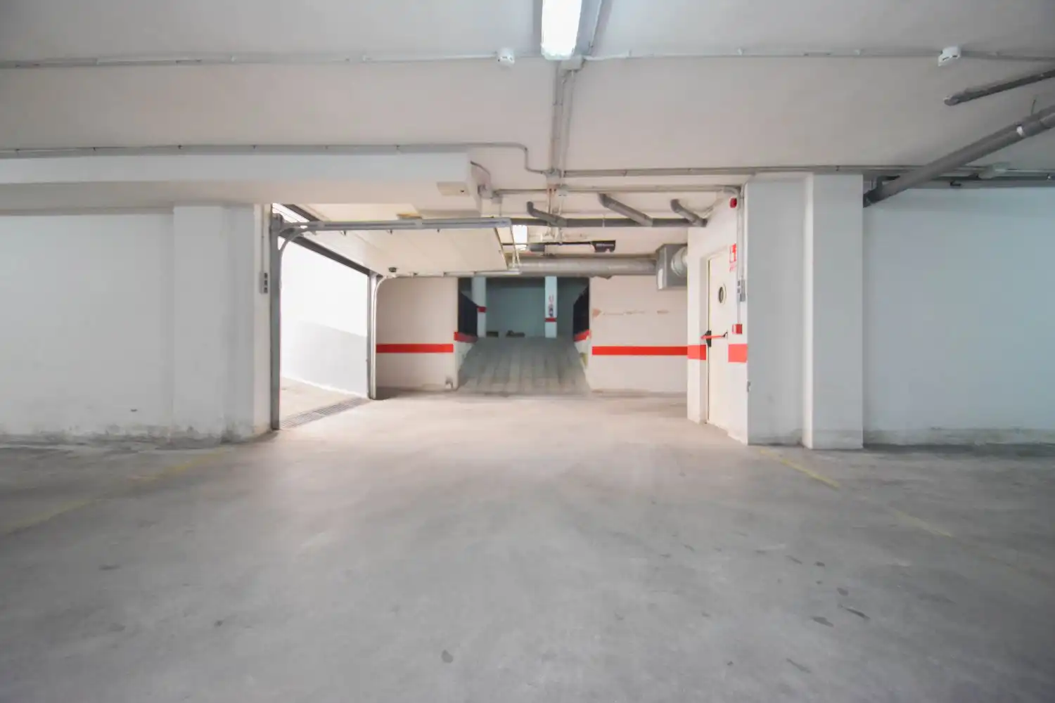 Business premises for sale in Vista Granada, imagen 3