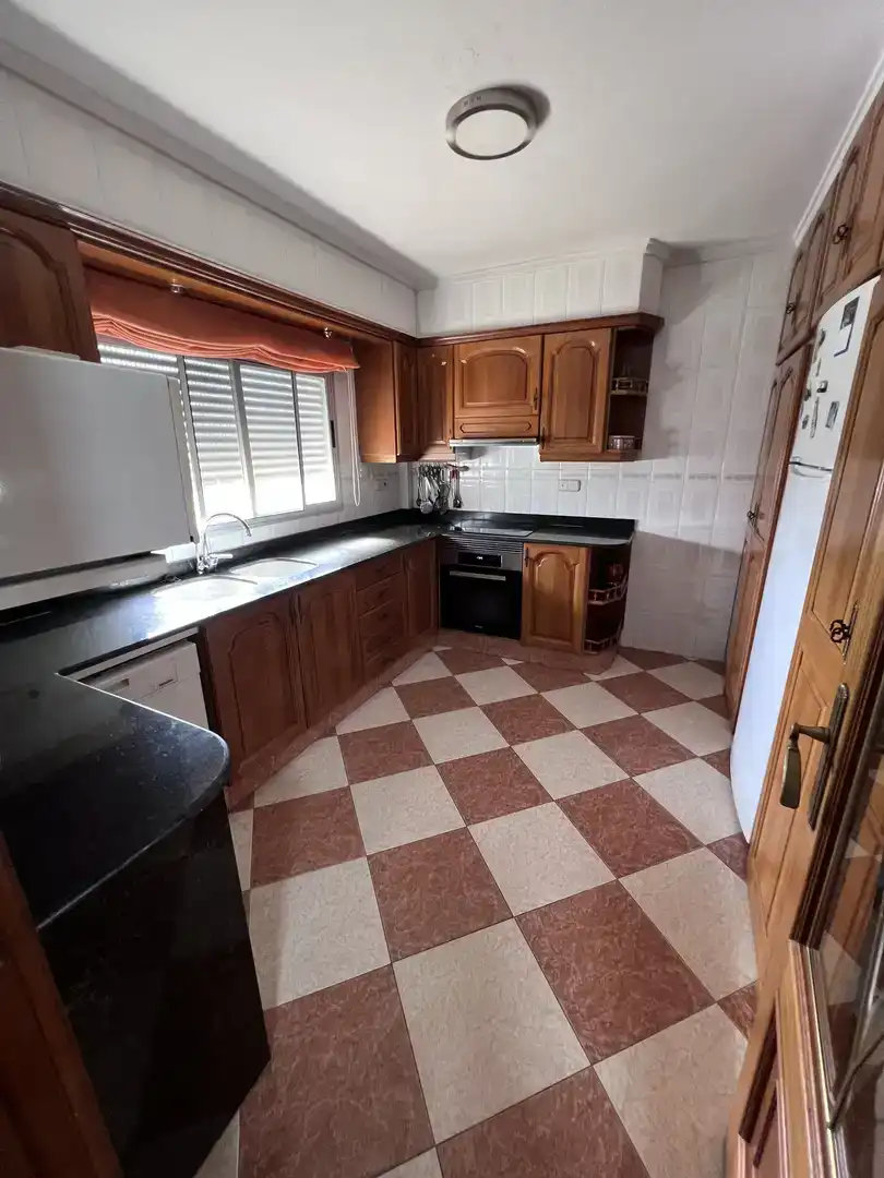 Cuina de Casa adosada en venda en Albaida amb Aire condicionat