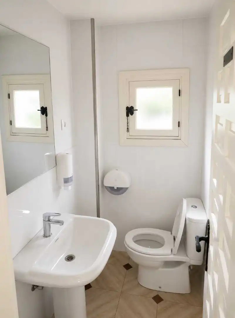 Badezimmer von Geschaftsraum zur Miete in Santa María de Cayón, Cantabria