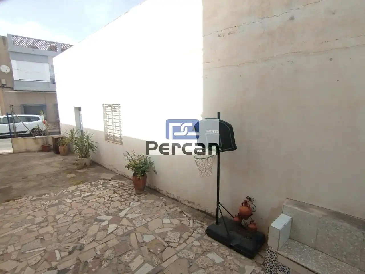 Vista exterior de Planta baja en venta en El Campello