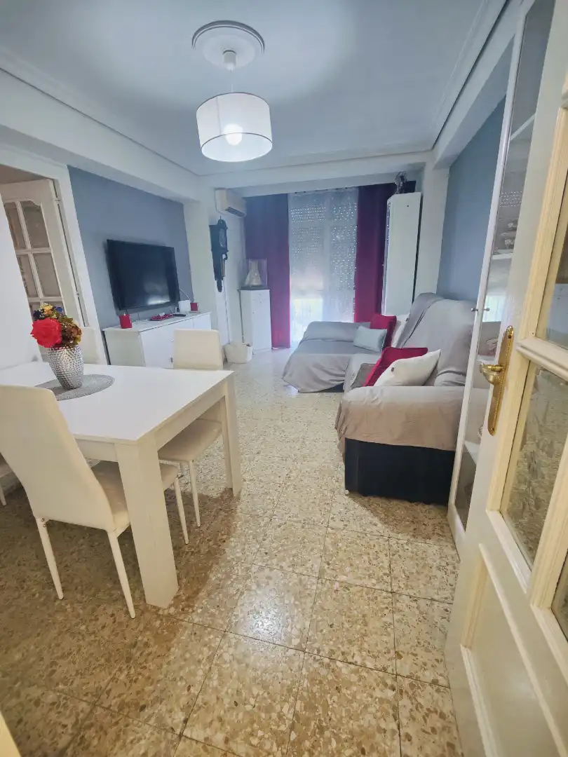 Flat with lift for sale in Ronda de los Tejares