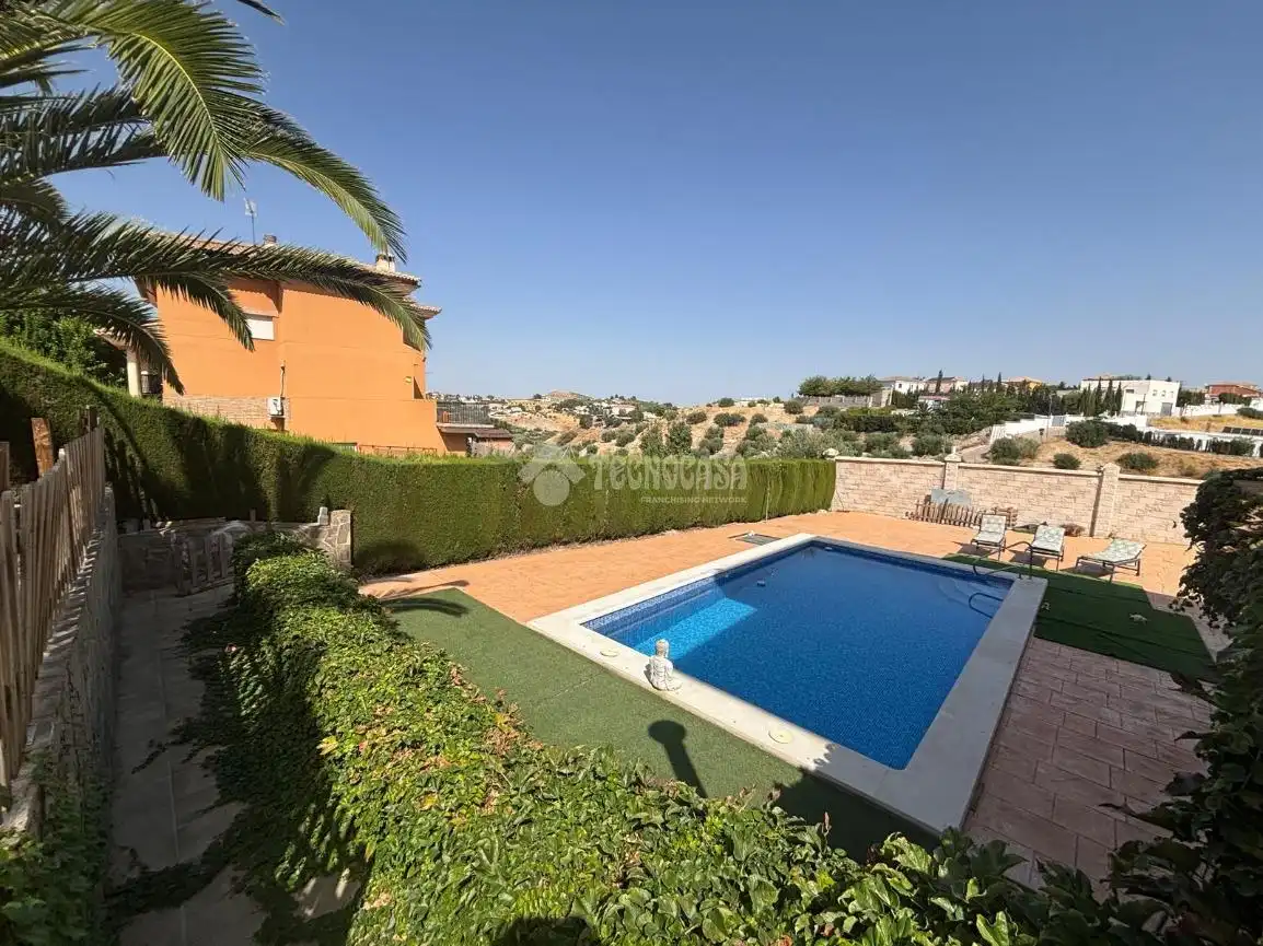 Casa pareada con terraza en venta en La Guardia de Jaén, imagen 3