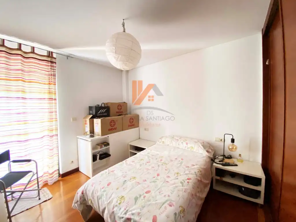 Habitación de Casa o chalet en venta en Teo con Jardín privado, Terraza y Piscina