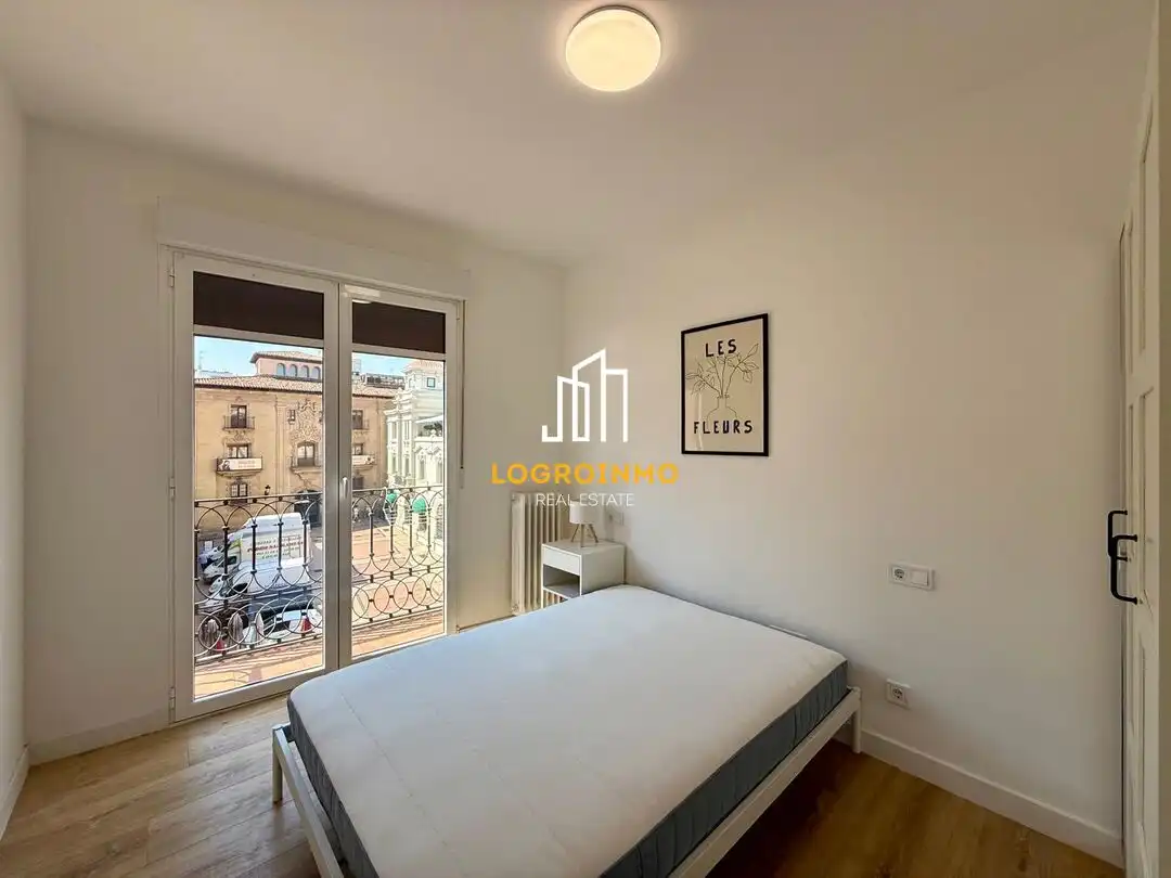 Habitación de Piso de alquiler en  Logroño con Calefacción y Balcón