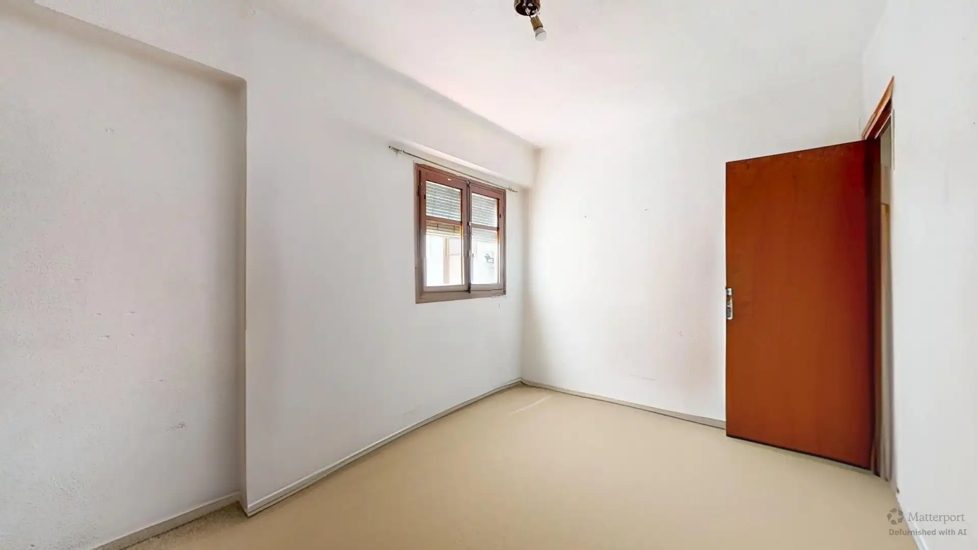 Piso en venta en Torrent con Balcón