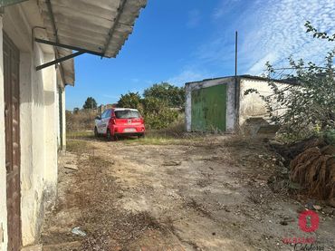 Terreno residenziale in vendita a Periurbano Oeste - Sierra