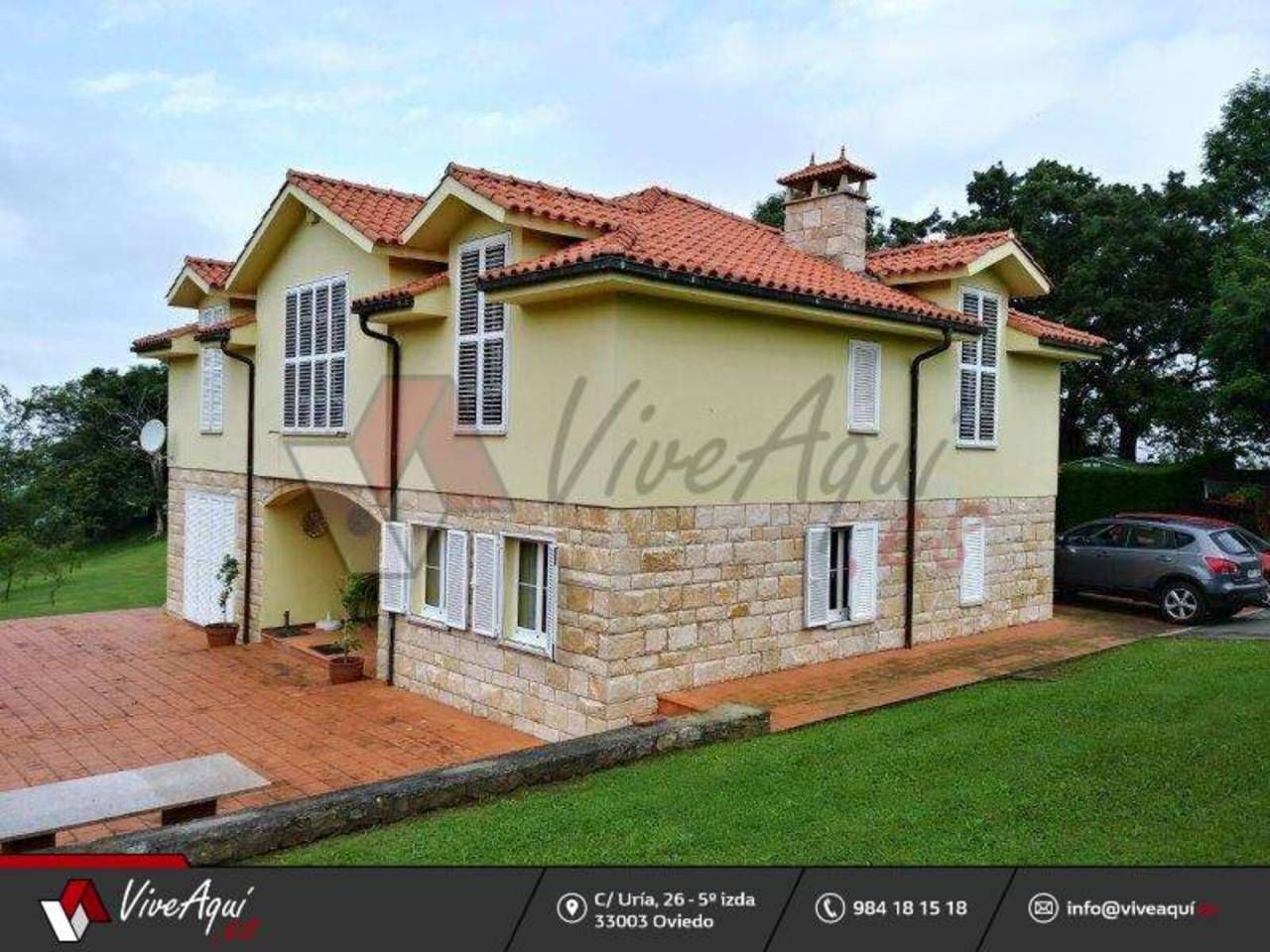 Exterior view of House or chalet for sale in Oviedo   with Storage room and Balcony