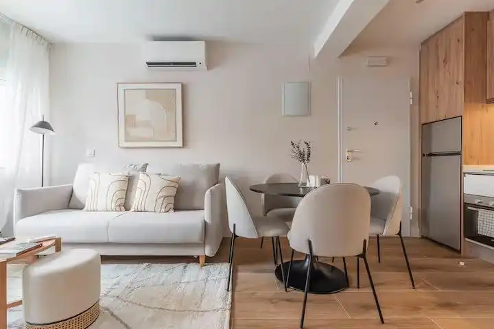 Wohnzimmer von Wohnung zum Verkauf in Madrid mit Klimaanlage, Heizung und Privatgarten