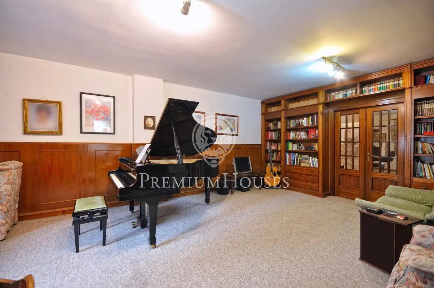 Houses for sale in Tiana