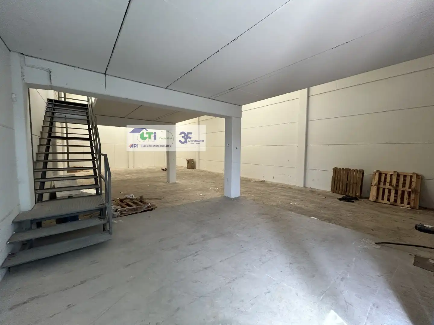 Nave industrial en venta en Zaragoza