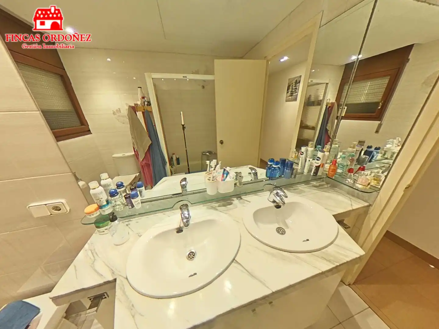 Baño de Piso en venta en Martorell con Calefacción y Balcón